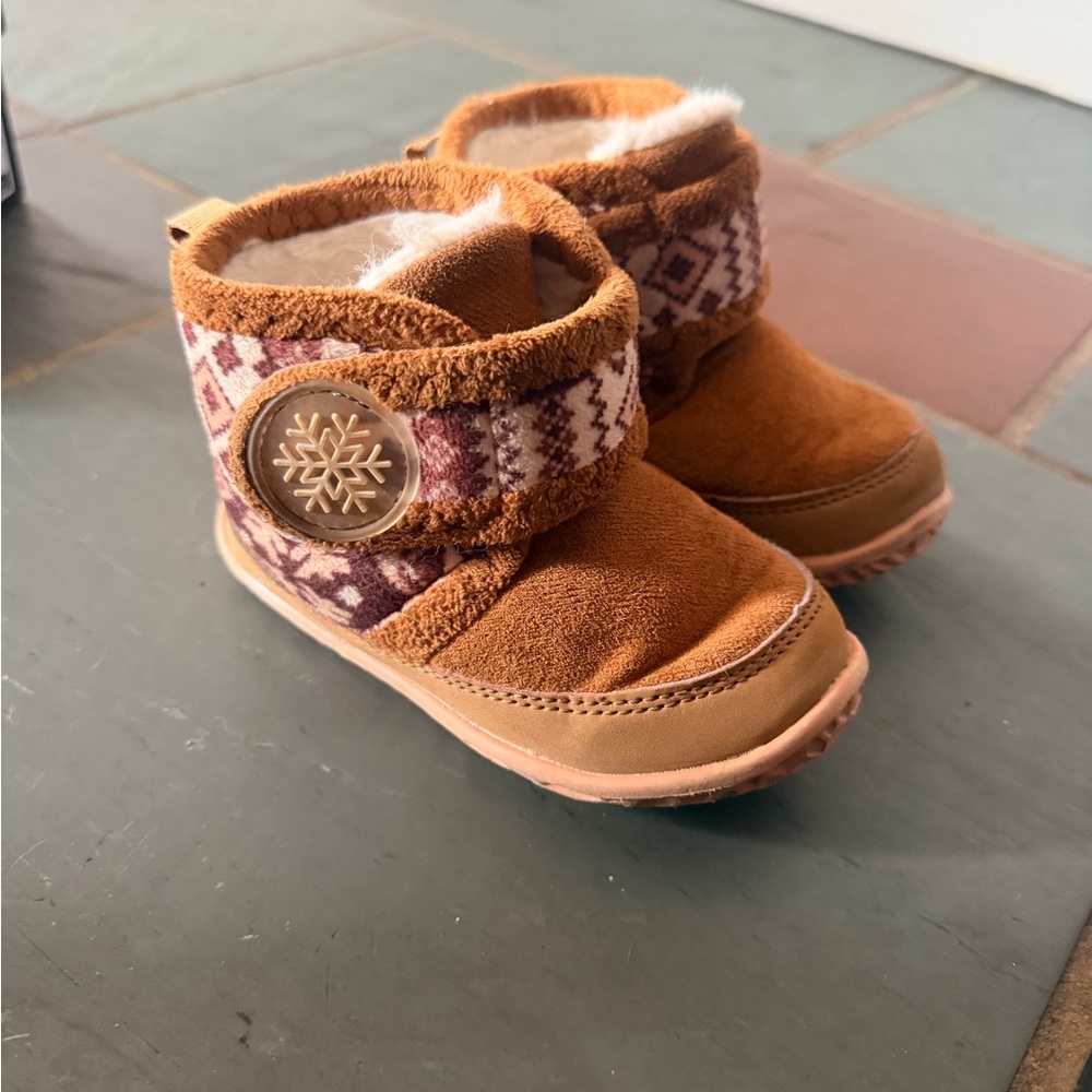 Cozy Brown Nordic-Pattern Kids Winter Boots